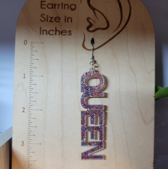 QUEEN Lightweight Multicolor Shimmer Drop Earrings - Picture 2 of 4